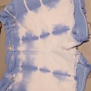 EUC Purple Short (Size 14/16)